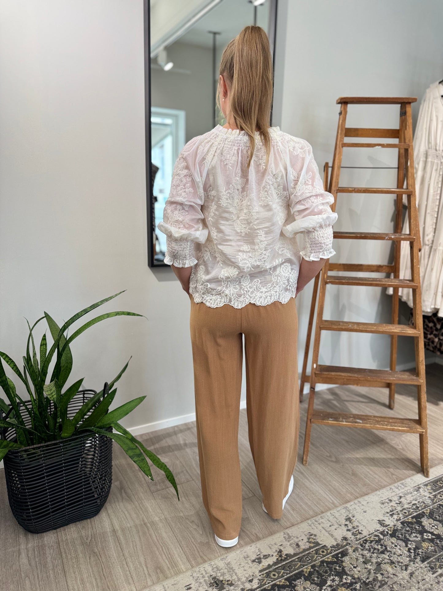 Claire Woman - pusero - vaalea