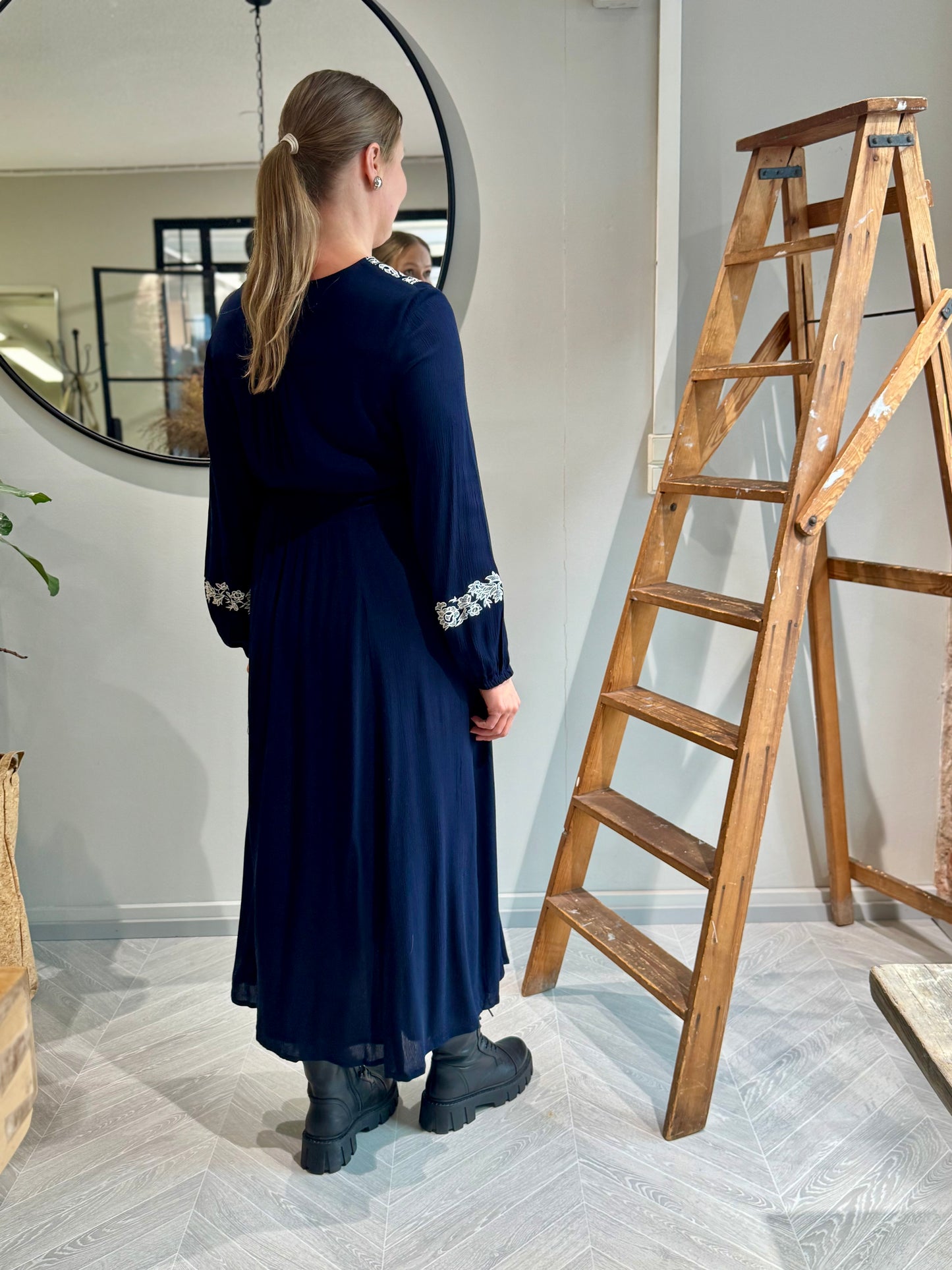 Claire Woman - mekko - tummansininen