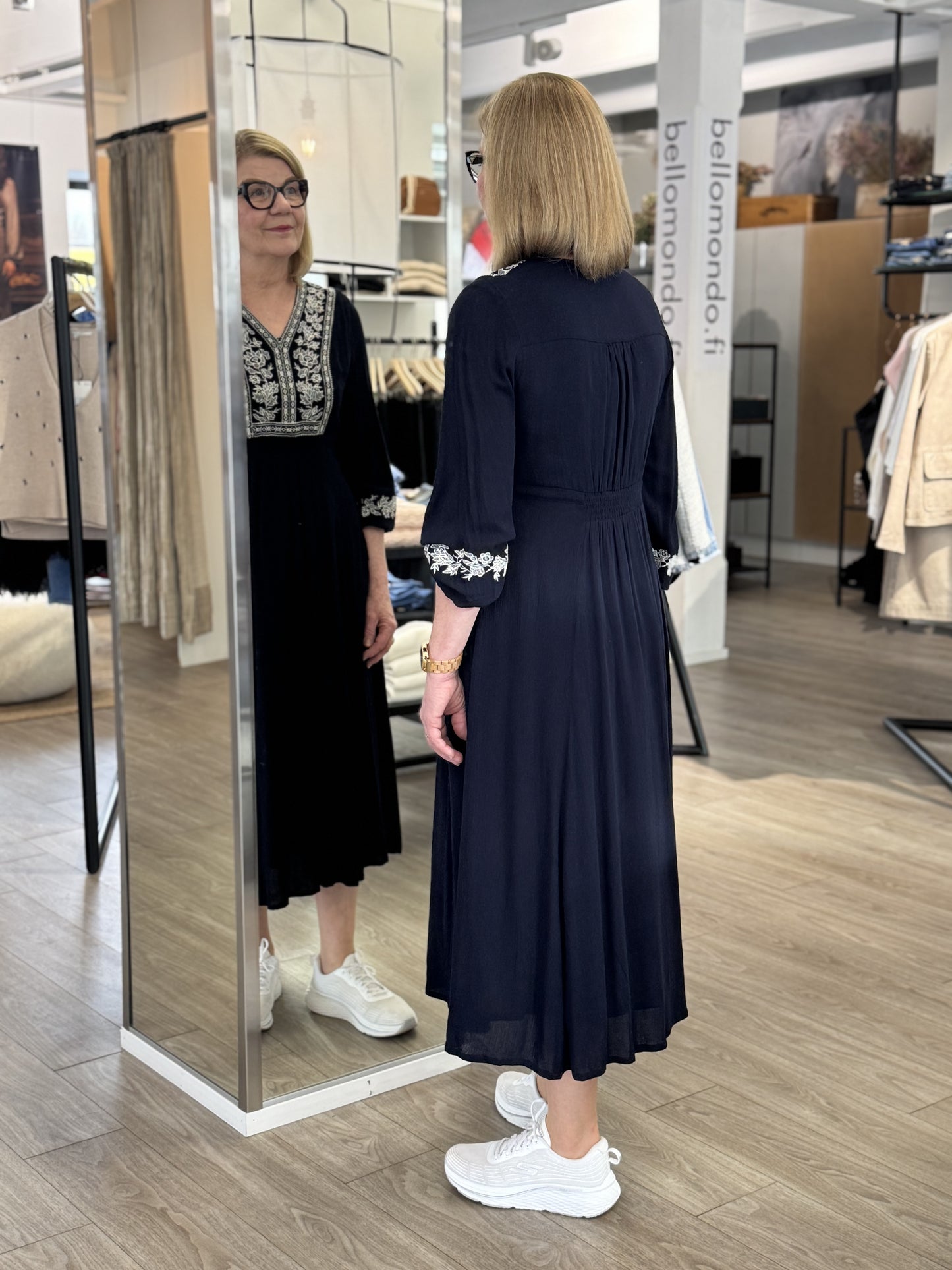 Claire Woman - mekko - tummansininen