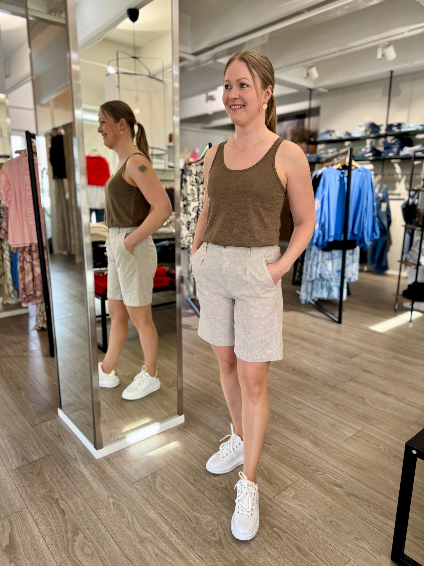Blue Sportswear - shortsit - hiekka