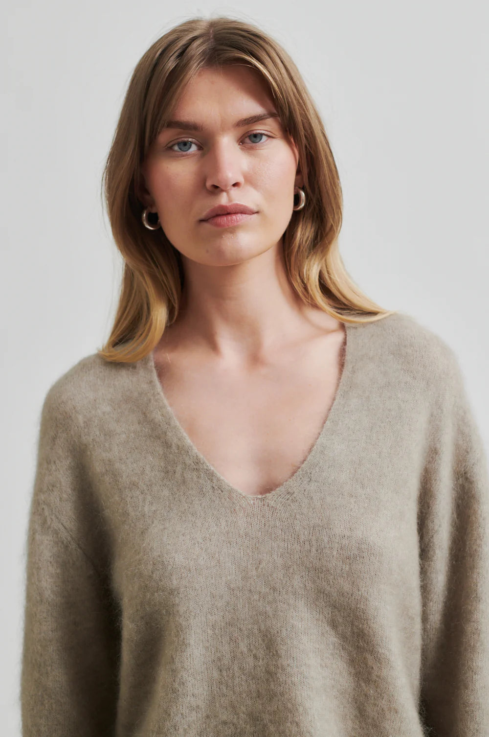 Second Female - neule - vaaleanruskea