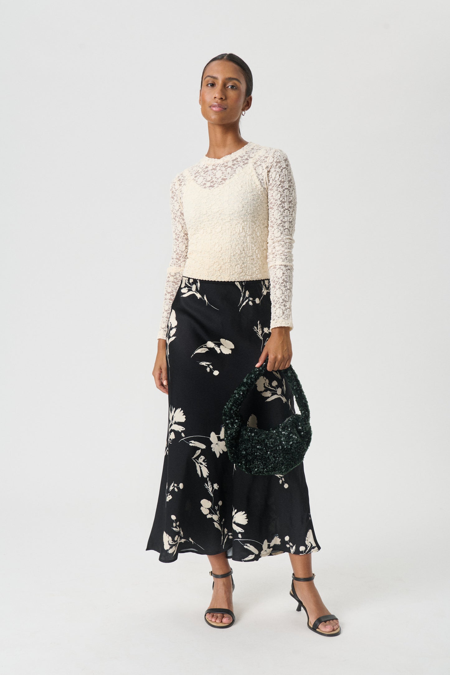 Part Two - laukku - tummanvihreä