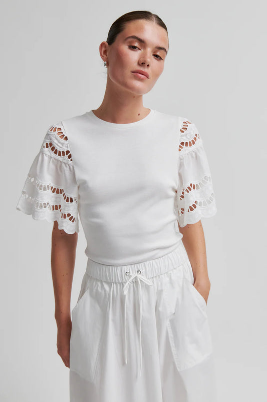 Second Female - pusero - valkoinen