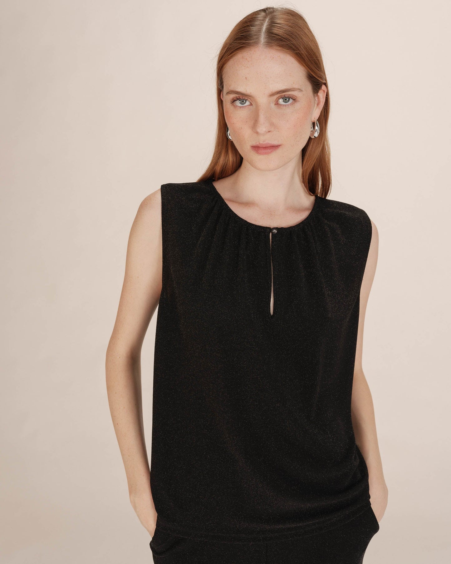 Grace & Mila - toppi - musta