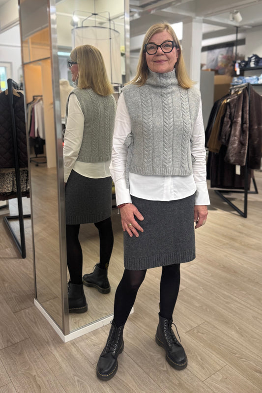 Holebrook - hame - harmaa