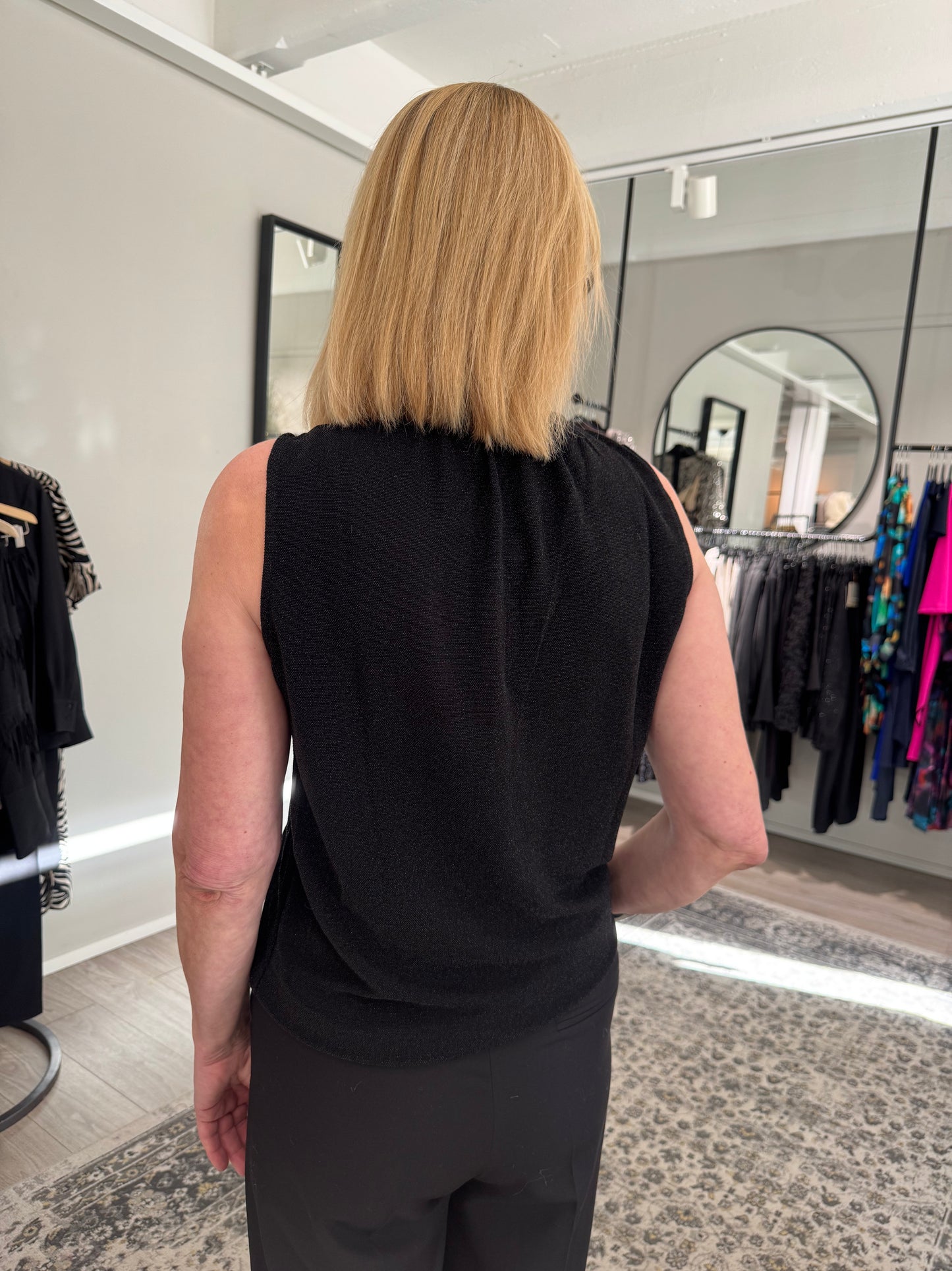 Grace & Mila - toppi - musta