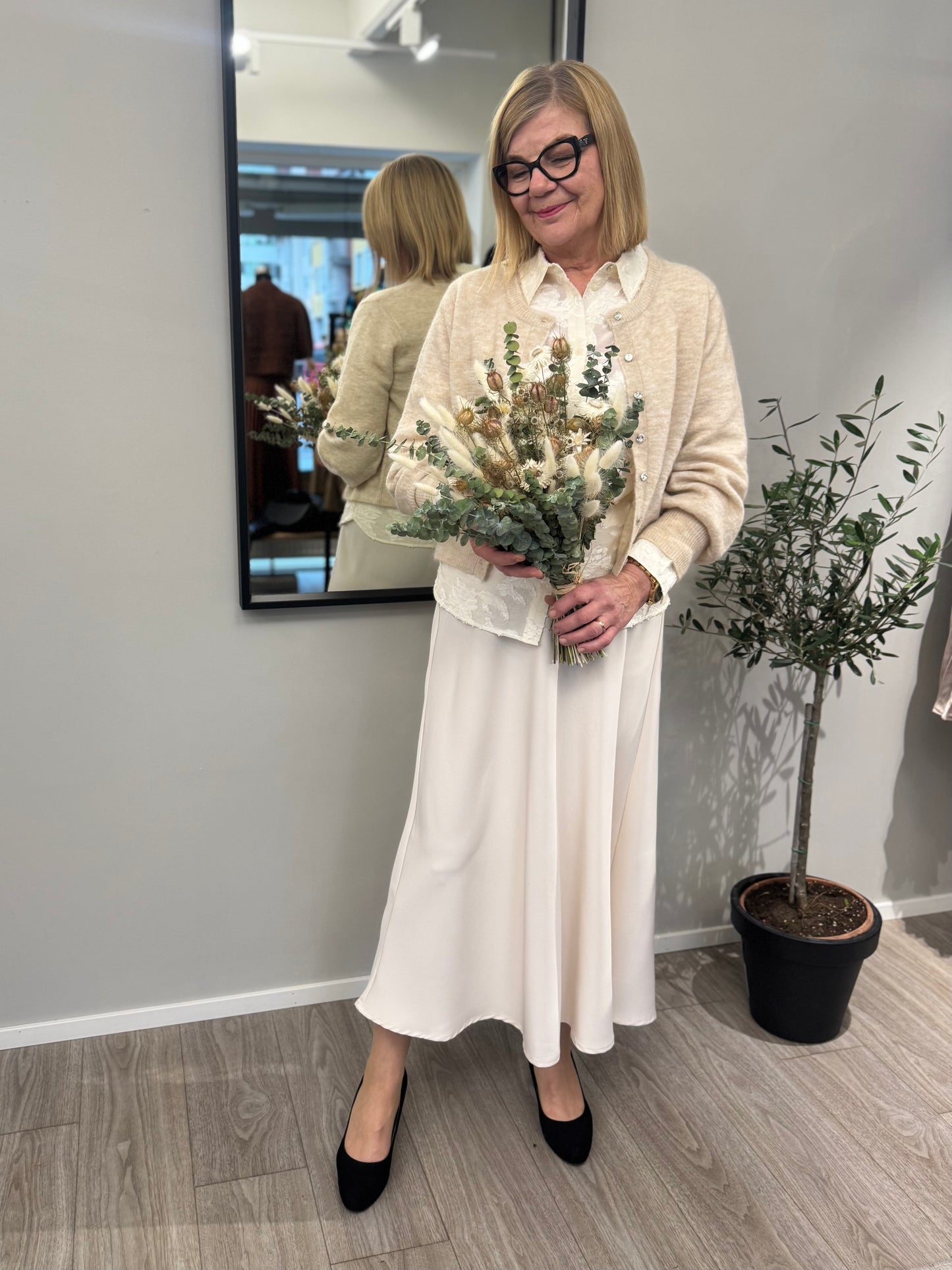 Part Two - neuletakki - beige