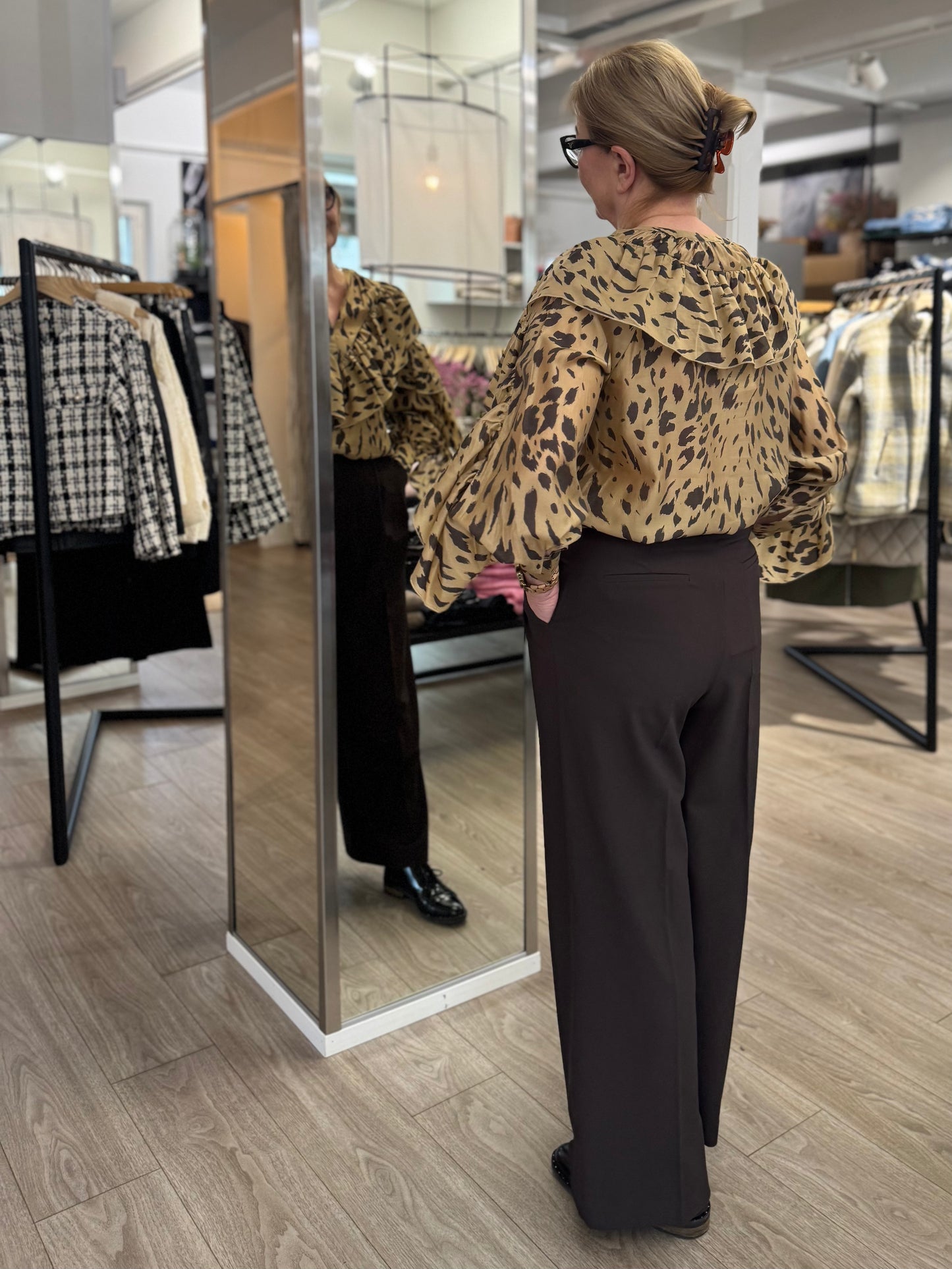 Second Female - pusero - leopardi