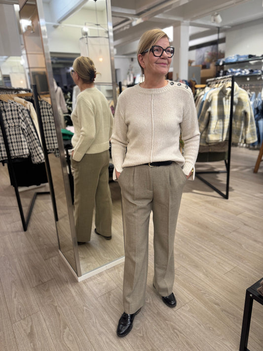 Second Female - housut - khakinruskea