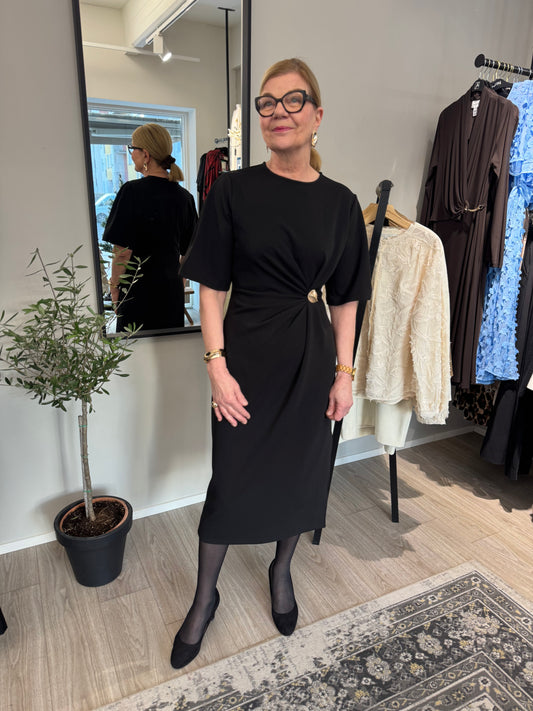 Second Female - mekko - musta