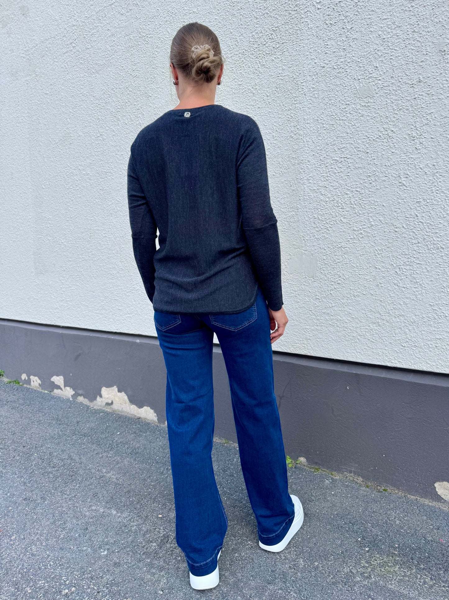 Claire Woman - neulepusero - tummanharmaa