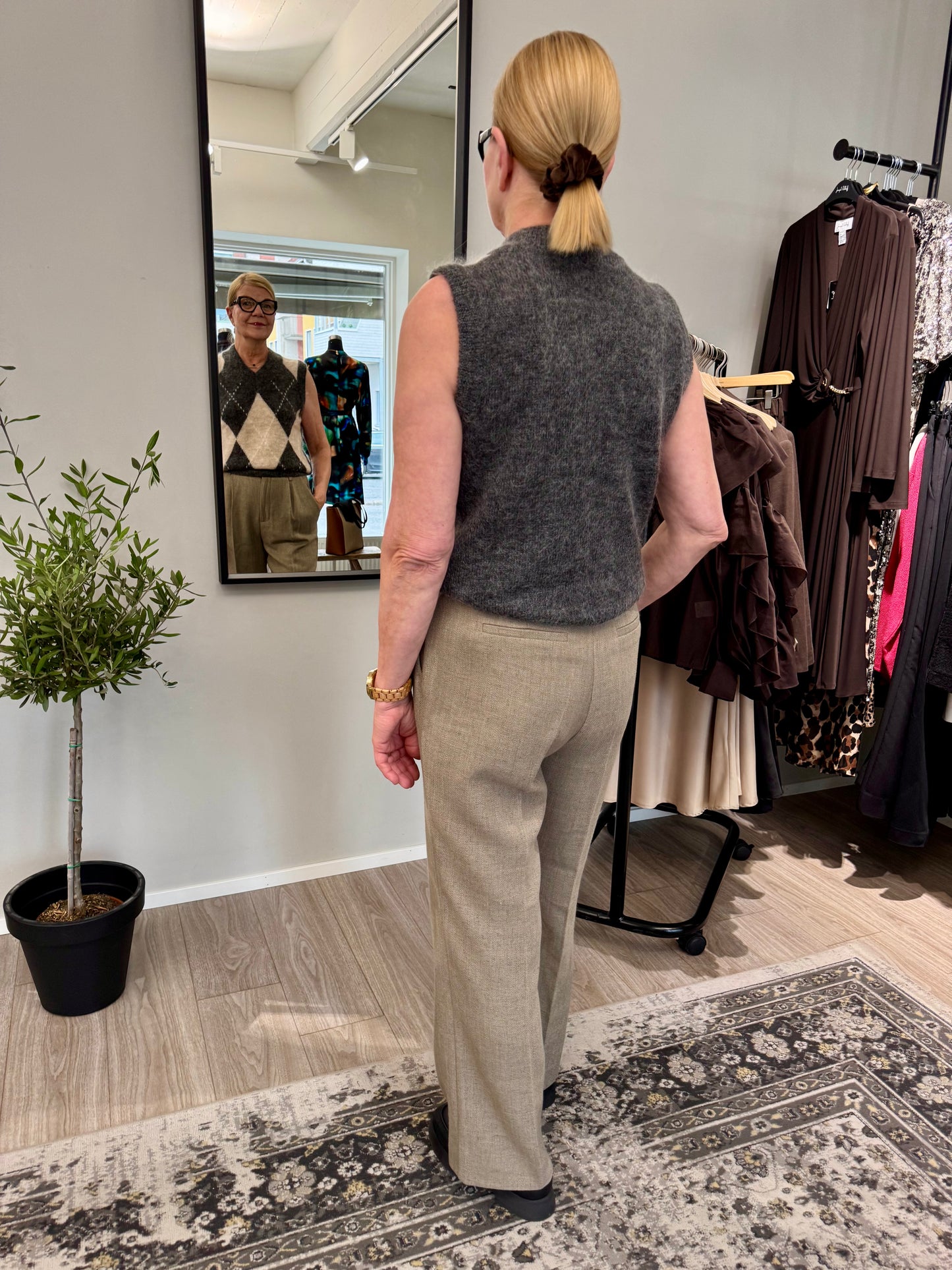 Grace & Mila - neuleliivi - harmaa