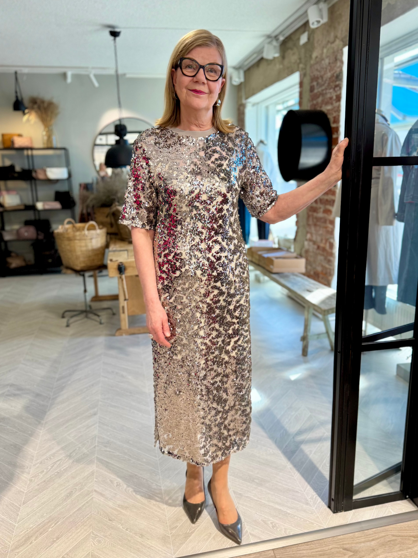 Second Female - mekko - beige