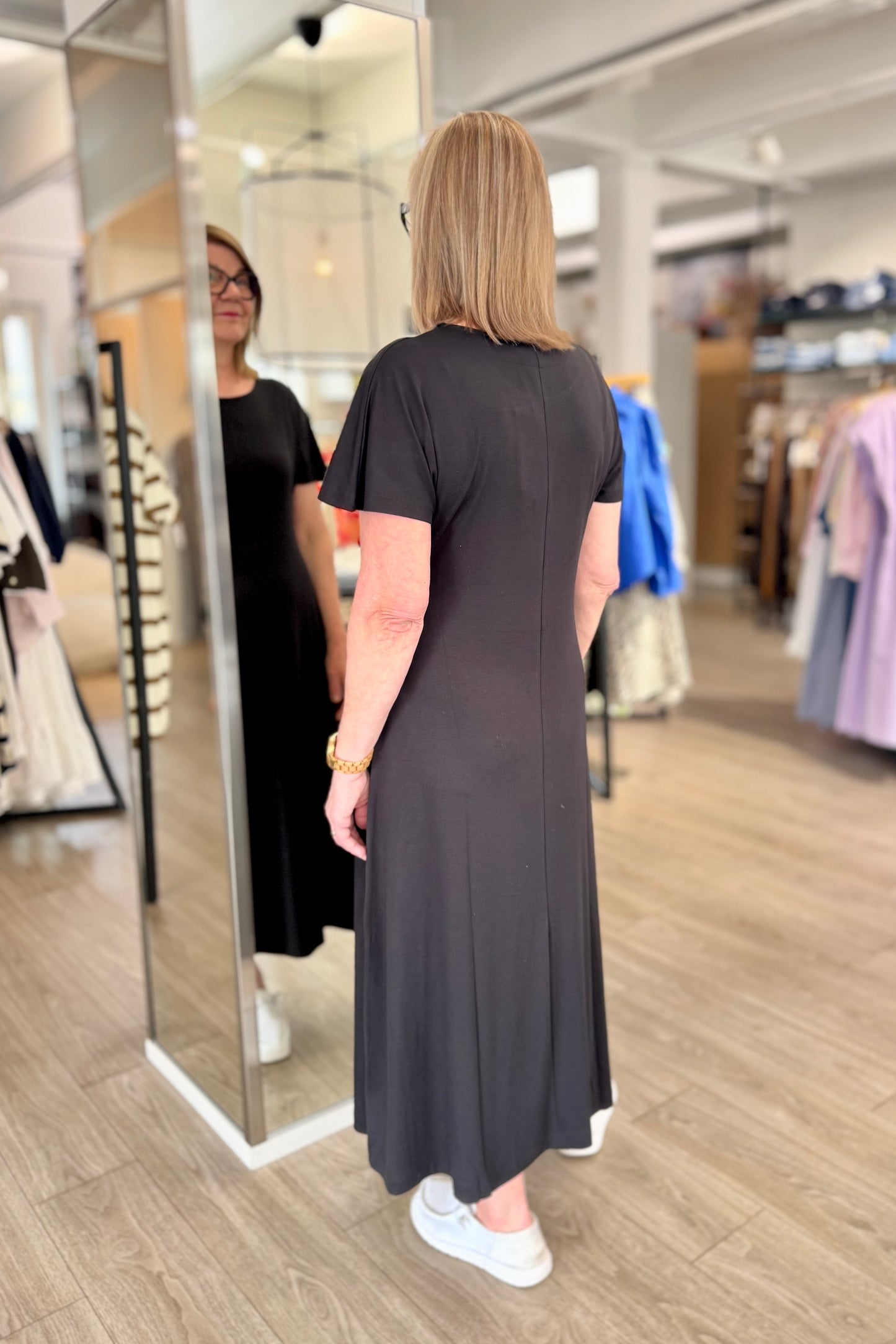 Holebrook - mekko - musta
