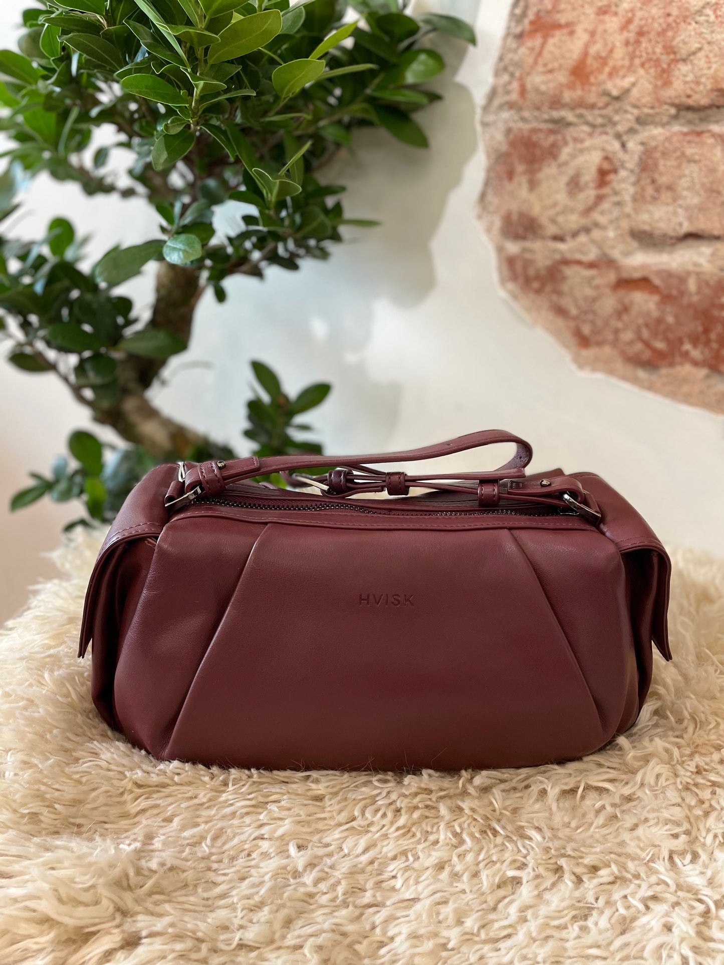 Hvisk - laukku - viininpunainen