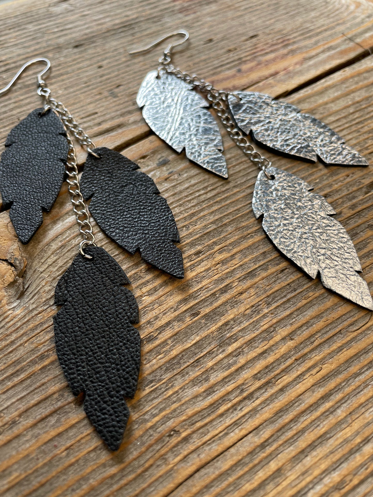 Viaminnet - korvakorut - hopea/musta