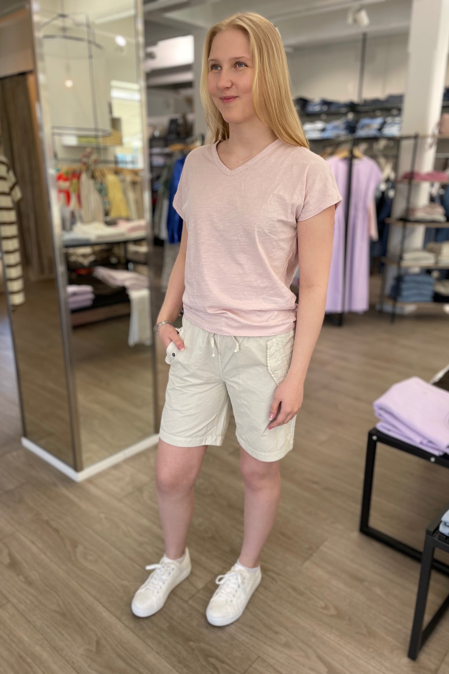 Blue Sportswear - shortsit - beige