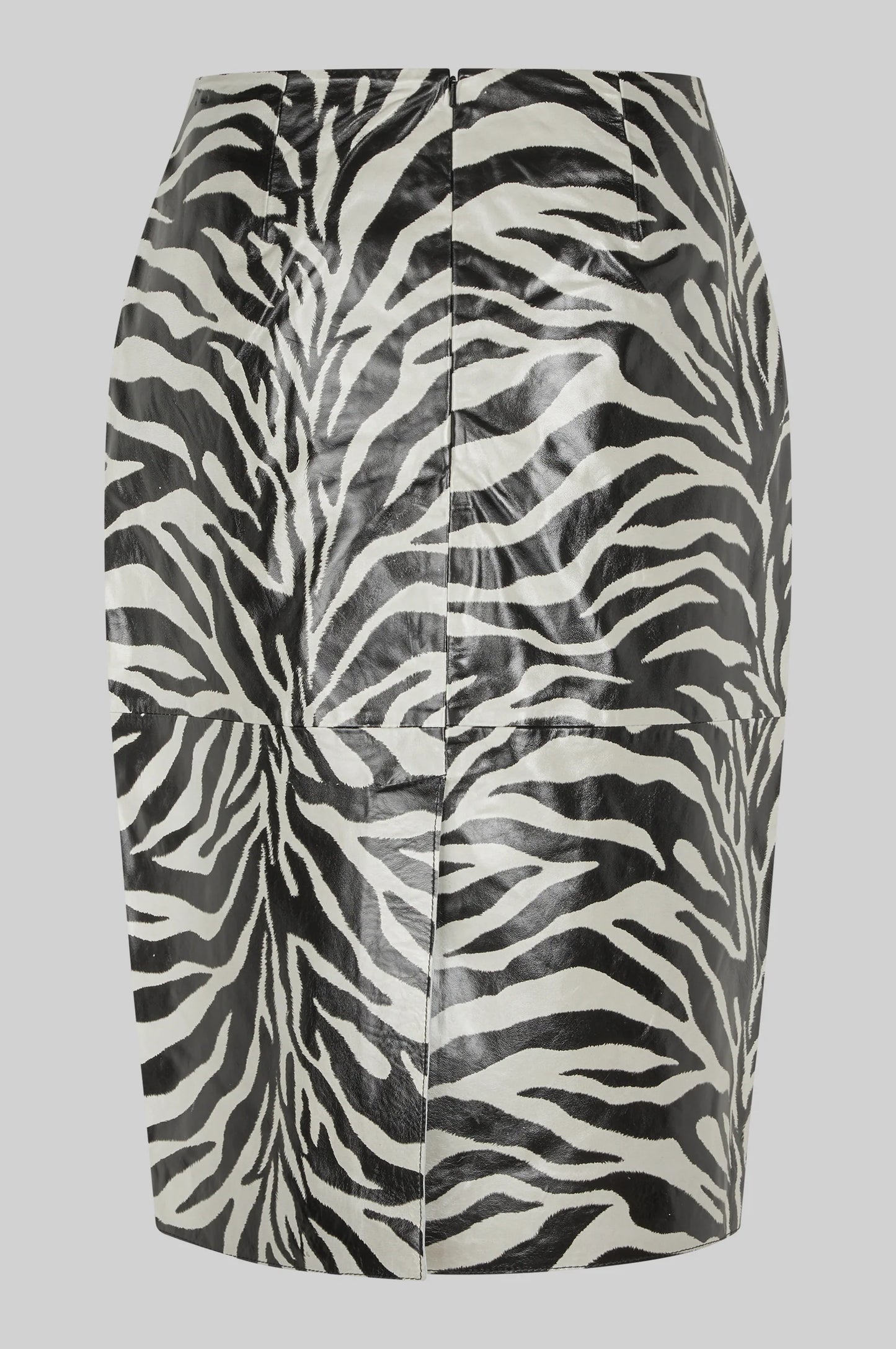 Second Female - hame - seepra