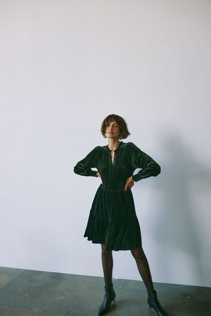 Part Two - mekko - tummanvihreä