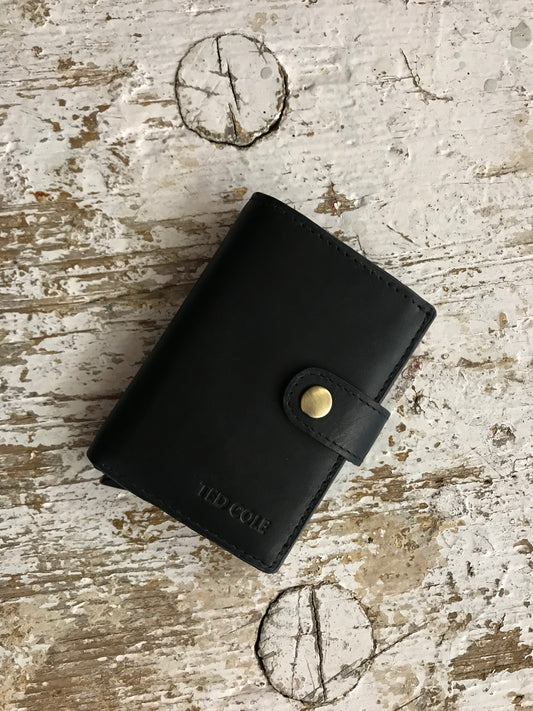 Ted Cole - korttikukkaro - musta